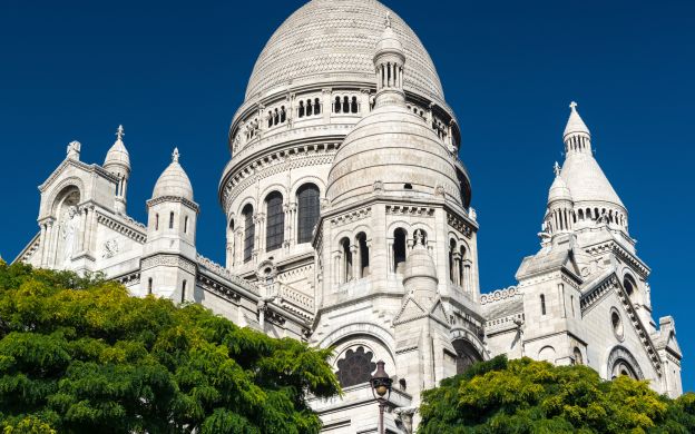 Montmartre Art Walking Tour with Skip-the-Line Orsay Museum Ticket, Paris