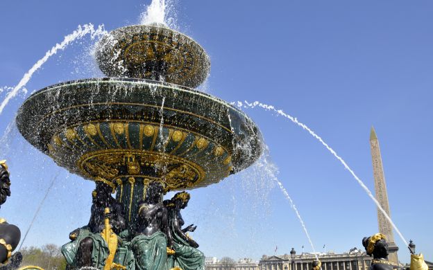 Skip-the-Line Eiffel Tower Ticket with FREE Seine Cruise and Paris City Tour