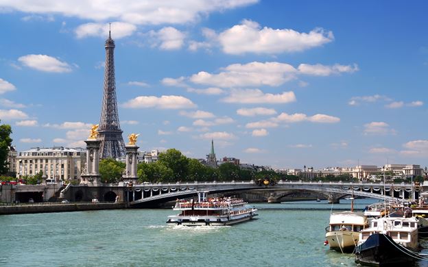 Two-in-One: Skip-the-line Eiffel Tower ticket and Seine River Cruise