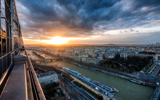 Skip the Line: Eiffel Tower Summit Access and Seine River Cruise