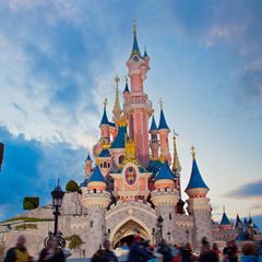 Disneyland® Paris: 1 Day 2 Park Hopper Ticket